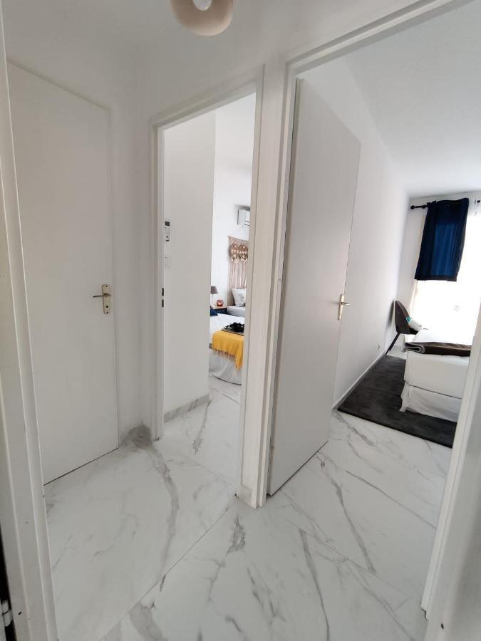En Exclusivite T3 A 2 Pas Des Plages De St Raphael Saint-Raphaël Buitenkant foto